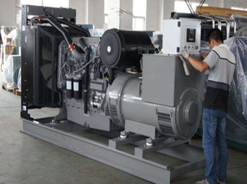 登封柴油发电机空气滤清器堵塞会对发电机组产生哪些影响？